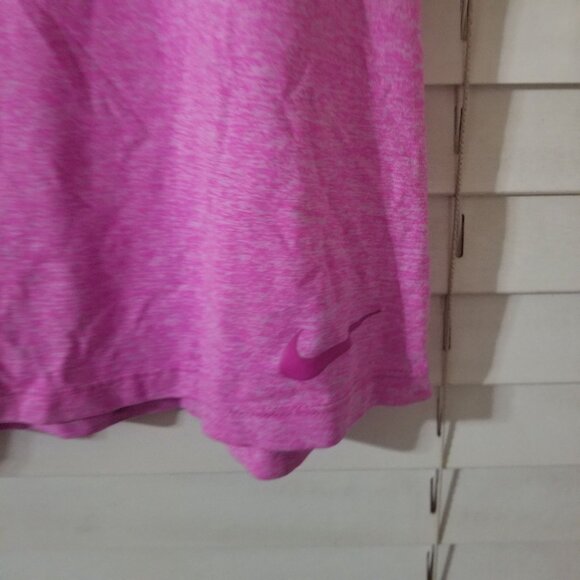 Nike Dri-Fit Womens Sleeveless Pink Tank Top Size M Athletic Wear - Picture 4 of 4